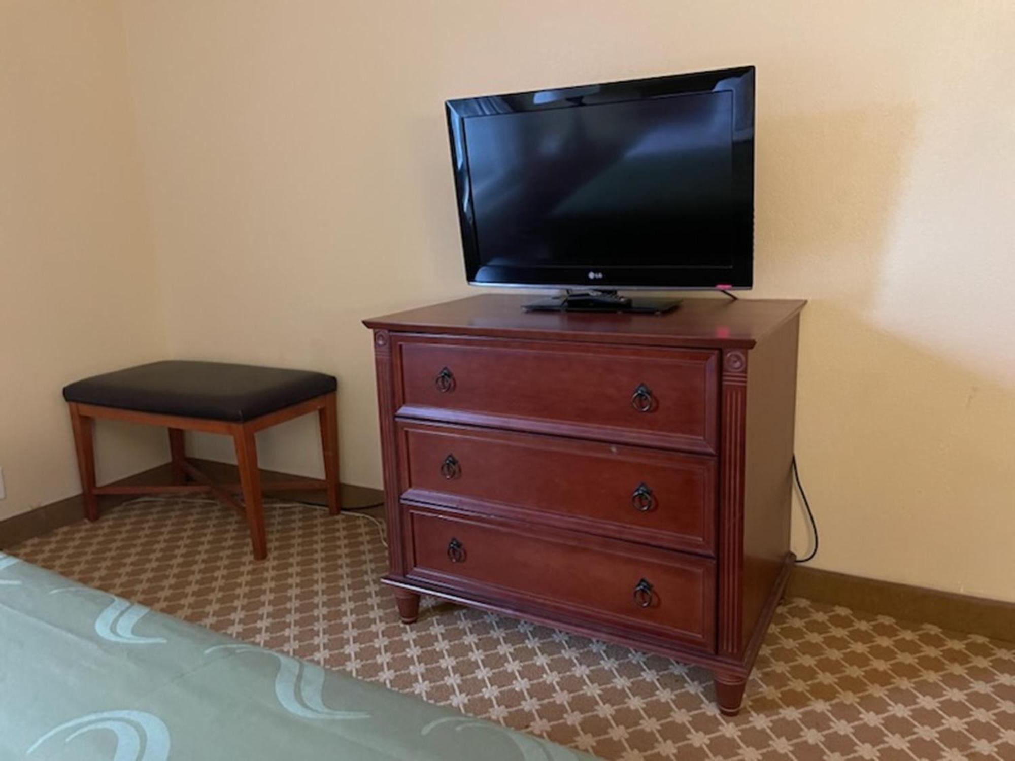 Quality Inn & Suites Саґіно Екстер'єр фото